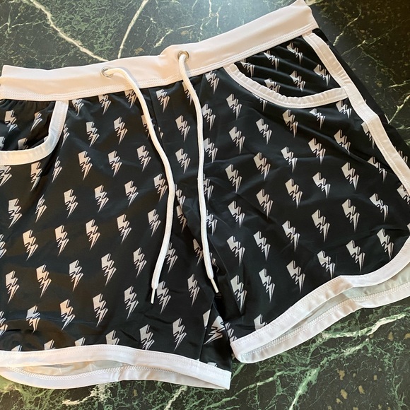 JJ Malibu Classic men’s shorts - Picture 2 of 7